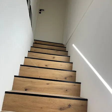 Stilvolles Gaestezimmer Fuer 2 דירה