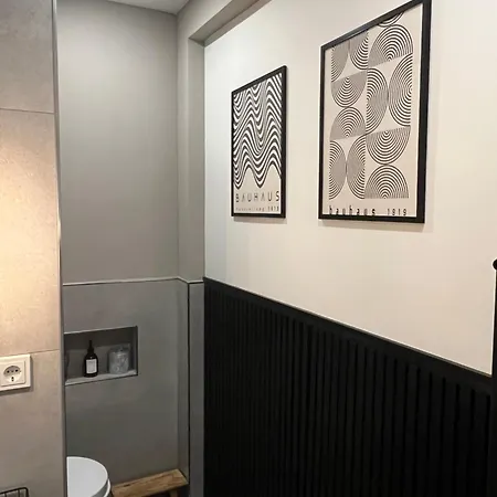 Apartment Stilvolles Gaestezimmer Fuer 2